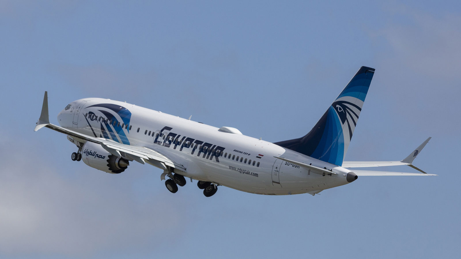 Boeing and EgyptAir announced today the Egyptian national airline took delivery of its first 737 MAX. The 737-8 is the first of 18 airplanes leased from SMBC Aviation Capital to be delivered and represents the first 737 MAX in Egypt.